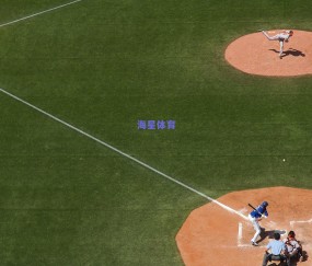 詹姆斯场均罚球创生涯新低 湖人进攻侵略性退化敲响警钟