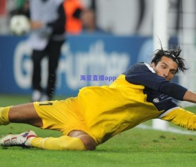 罗马诺独家，罗马双线出击，加速敲定瓦斯与马伦转会细节