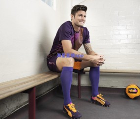 一节崩盘＋伤病魔咒！尼克斯防线溃败，季后赛前景蒙阴影